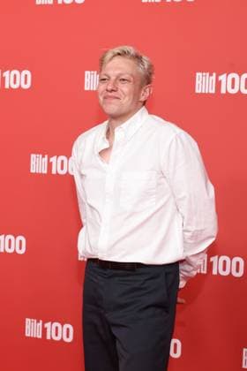 BILD100 2026 Leonard Kunz Red Carpet at BILD100 2026, Axel Springer New Building, Berlin, Date: September 8, 2026 Copyright: xEventpress Kratschx