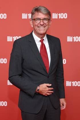 BILD100 2026 Wolfram Weimer Red Carpet at BILD100 2026, Axel Springer New Building, Berlin, Date: September 8, 2026 Copyright: xEventpress Kratschx