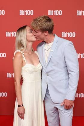 BILD100 2026 Emily Schilf, Jacob Schopf Red carpet at BILD100 2026, Axel Springer New Building, Berlin, Date: September 8, 2026 Copyright: xEventpress Kratschx
