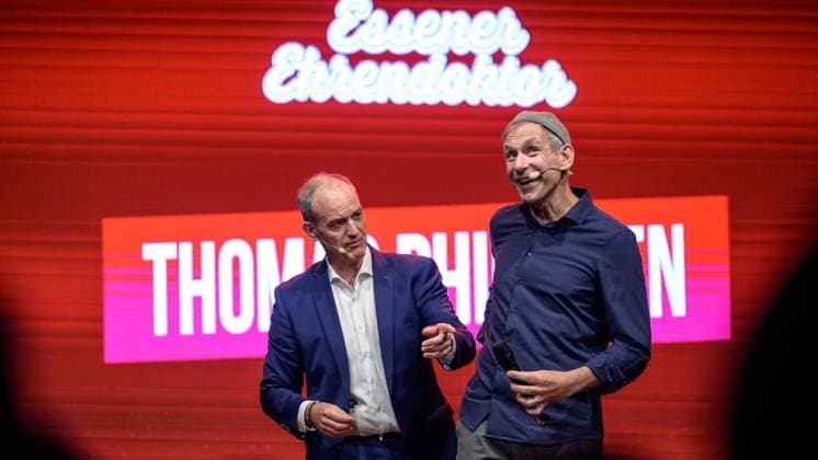 Essen Comedy Awards Ceremony: Essen Honorary Doctorate and Jupp s Pott ** FOR EDITORIAL USE ONLY ** EDITORIAL USE ONLY ** p Thomas Philipzen r and RenÃ Steinberg at the Comedy Awards ceremony—Essen Honorary Doctorate and Jupp’s Pott—on Tuesday, September 8, 2026, at the Stratmanns Theater in Essen, Germany, North Rhine-Westphalia (NRW), Essen. Copyright UwexErnst Copyright: UwexErnst doc87ioudeakj910z568czq ,EDITORIAL USE ONLY Copyright: UwexErnst