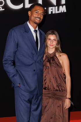 Preview of Dix pour Cent: The Movie at L Olympia; Celebrities arrive on the red carpet: Etienne Ca and a guest 459515 September 8, 2026 France  Copyright: xSebastienxFremontx xStarfacex STAR_459515_017