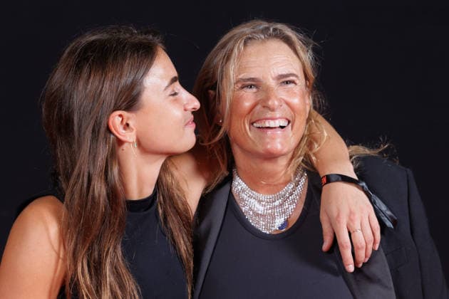 Preview of Dix pour Cent: The Movie at L Olympia; Celebrities arrive on the red carpet: Thais Alessandrin and Lisa Azuelos 459515 September 8, 2026 France  Copyright: xSebastienxFremontx xStarfacex STAR_459515_123