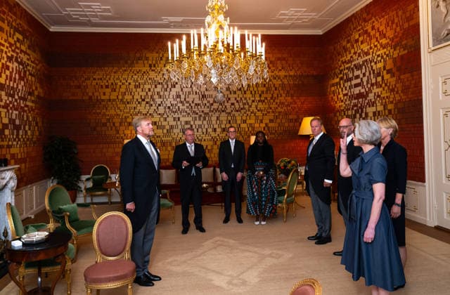 08-09-2026 The Hague Palace King Willem-Alexander during a meeting with ambassadors A.S.M. de Vries (Pristina), H.J. Rekkers (Santo Domingo), M.L.H. Deelen (Kuala Lumpur), and J. Bos (Kinshasa) at palace Noordeinde in The Hague. Â  Copyright: xPPEx