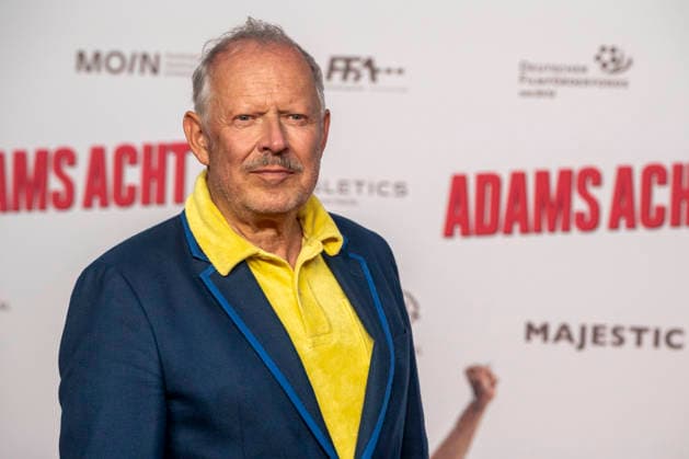 ABB ADAMSACHT: Axel Milberg walks the red carpet at the Berlin premiere of the feature film *Adams Acht* at the Zoo Palast movie theater on September 8, 2026, in Berlin, Berlin, Germany