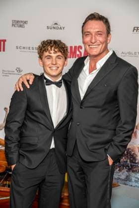 ABB ADAMSACHT: Vito Wiesner and Oliver Masucci, father and son, appear on the red carpet at the Berlin premiere of the feature film *Adams Acht* at the Zoo Palast movie theater on September 8, 2026, in Berlin, Berlin, Germany