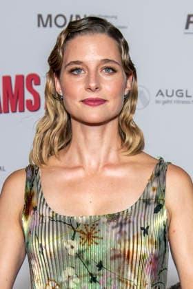 ABB ADAMSACHT: Svenja Jung walks the red carpet at the Berlin premiere of the feature film *Adams Acht* at the Zoo Palast movie theater on September 8, 2026, in Berlin, Germany