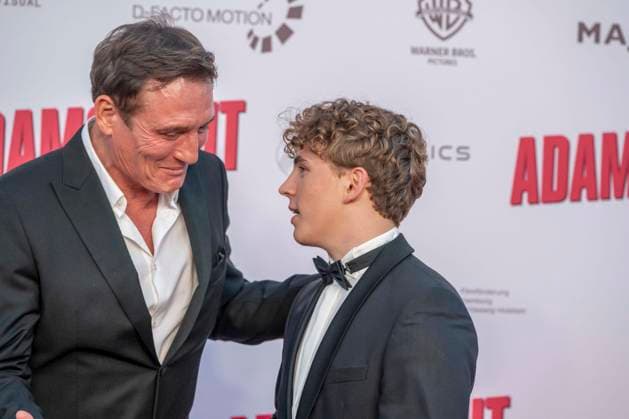 ABB ADAMSACHT: Vito Wiesner and Oliver Masucci, father and son, appeared on the red carpet at the Berlin premiere of the feature film *Adams Acht* at the Zoo Palast movie theater on September 8, 2026, in Berlin, Germany.