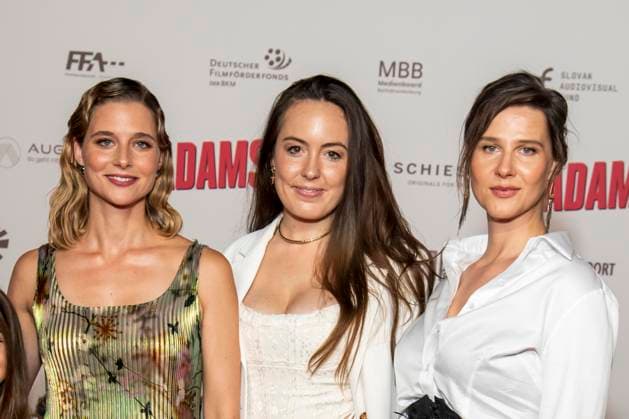 ABB ADAMSACHT: Katrin Kaspar, Svenja Jung, and Katrin Roever walk the red carpet at the Berlin premiere of the feature film *Adams Acht* at the Zoo Palast theater on September 8, 2026, in Berlin, Germany