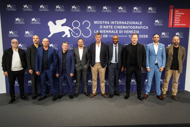 83rd Venice International Film Festival in Venice, Italy - 09 Sep 2026. French director Jerome Pierrart and the cast and crew of the film attends the photocall of the film La Moula during the 83rd Venice International Film Festival in Venice, Italy. Venice Italy Copyright: xMarcoxBaradax xSOPAxImagesx 20260909_PHOTOCALL LA MOULA-1