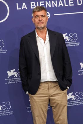 83rd Venice International Film Festival in Venice, Italy - 09 Sep 2026. French director, producer and actor Jérôme Pierrat attends the photocall of the film La Moula during the 83rd Venice International Film Festival in Venice, Italy. Venice Italy Copyright: xMarcoxBaradax xSOPAxImagesx 20260909_PHOTOCALL LA MOULA-43