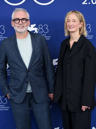 IPA88311918 - Venice, 83rd Venice International Film Festival 2026 Day 8 Photocall for *Un Bon Petit Soldat* Pictured: Jasmine Trinca, StÃ phane BrizÃ , Alba Rohrwacher  Copyright: xAlbertoxTerenghix xPoolxPhotoxEventsx08x IPA88311918