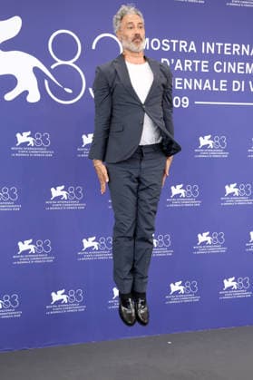 Taika Waititi at the photocall for the film *Place to Be* at the 2026 Venice Biennale—the 83rd Venice International Film Festival—at the Palazzo del Casino in Venice, September 9, 2026 Foto:xD.xBedrosianx xFuturexImagex place_6930