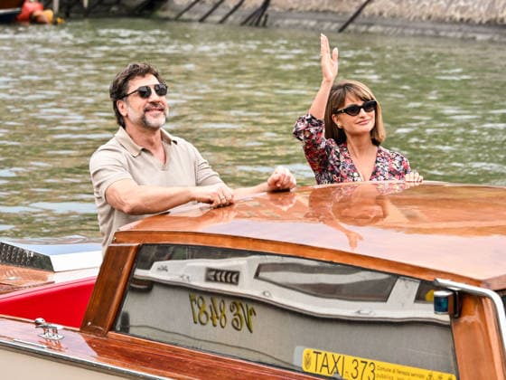 IPA88312636 - Venice, 83rd Venice International Film Festival 2026 - Day 8 - Arrivals at the Excelsior Hotel pier - Pictured: Penelope Cruz, Javier Bardem  Copyright: xSimonexComix xPoolxPhotoxEventsx08x IPA88312636