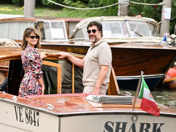 IPA88312666 - Venice, 83rd Venice International Film Festival 2026 - Day 8 - Arrivals at the Excelsior Hotel pier - Pictured: Penelope Cruz, Javier Bardem  Copyright: xSimonexComix xPoolxPhotoxEventsx08x IPA88312666