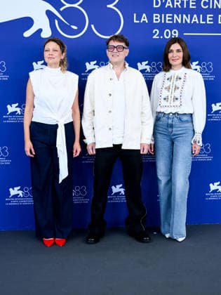 IPA88312585 - Venice, 83rd Venice International Film Festival 2026 - Day 8. Photocall for the film Dau. Pictured: Radmila Shchogolieva, Director Il ja ChrÅ¾anovskij, and Maria Nafpliotou  Copyright: xAlbertoxTerenghix xPoolxPhotoxEventsx08x IPA88312585