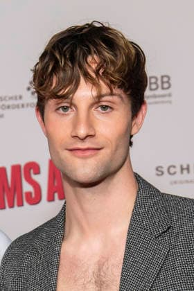 Nick Romeo Reimann at the Adams Acht film premiere on September 8, 2026, at the Zoo Palast in Berlin. Nick Romeo Reimann attends the Adams Acht film premiere on September 8, 2026, at the Zoo Palast in Berlin, Germany. Adams Acht Film Premiere in Berlin