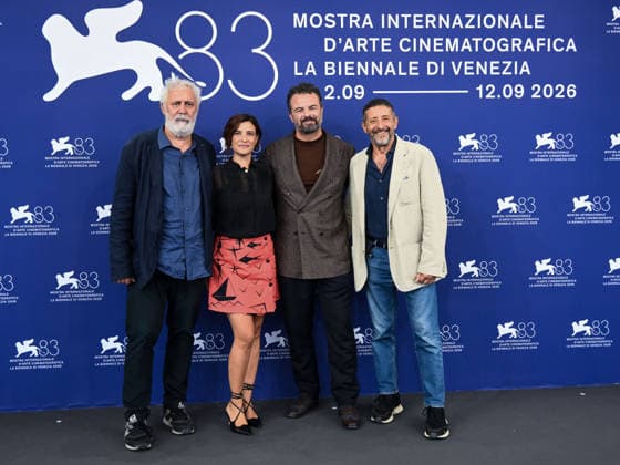 IPA88314718 - Venice, 83rd Venice International Film Festival 2026 - Day 8 - Photocall for *Il Fuoco che ti porti dentro* - Pictured: Francesco Piccolo, Ilaria Macchia, Edoardo De Angelis, Antonio Franchini  Copyright: xAlbertoxTerenghix xPoolxPhotoxEventsx08x IPA88314718