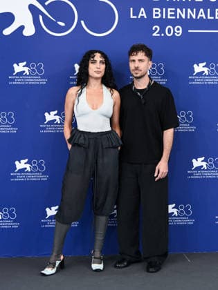 IPA88314728 - Venice, 83rd Venice International Film Festival 2026 - Day 8 - Photocall for *Il Fuoco che ti porti dentro* - Pictured: La Nina, Alfredo Maddaluno  Copyright: xAlbertoxTerenghix xPoolxPhotoxEventsx08x IPA88314728