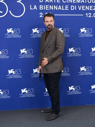IPA88314712 - Venice, 83rd Venice International Film Festival 2026 - Day 8 - Photocall for *Il Fuoco che ti porti dentro* - Pictured: Edoardo De Angelis  Copyright: xAlbertoxTerenghix xPoolxPhotoxEventsx08x IPA88314712