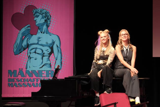 Julia Lindholm and Linda Hesse at the photo shoot for the comedy *Männerbeschaffungsmaßnahmen* at the Winterhuder Fährhaus theater in Hamburg; four women rediscover their hopes and feelings during a seminar they attend together—a musical play featuring many hits and evergreens, The premiere is on September 11, 2026, in Hamburg, September 9, 2026