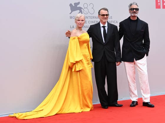 IPA88318647 - Venice, 83rd Venice International Film Festival 2026 - Night 8. Red Carpet for the film Place To Be. Featuring Taika Waititi, Pamela Anderson, and Director KornÃ l Mundruczo  Copyright: xAlbertoxTerenghix xPoolxPhotoxEventsx08x IPA88318647