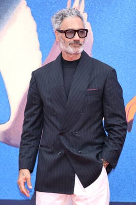 Taika Waititi at the premiere of the film *Place to Be* at the 2023 Venice Biennale—the 83rd Venice International Film Festival—in the Sala Giardino, Venice, September 9, 2026 Foto:xD.xBedrosianx xFuturexImagex place_prem_6950
