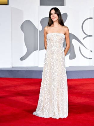 IPA88321389 - Venice, 83rd Venice International Film Festival 2026 - Night 8. Red Carpet for the film UN BON PETIT SOLDAT. Pictured: Alexandrina Mihai  Copyright: xSimonexComix xPoolxPhotoxEventsx08x IPA88321389