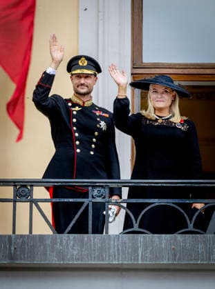09-09-2026 Norway King Haakon and Queen Mette-Marit after the funeral of King Harald on the balcony at the Royal palace in Oslo. Â  Copyright: xPPEx