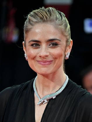 IPA88320797 - Venice, 83rd Venice International Film Festival 2026 - Night 8. Red Carpet for the film UN BON PETIT SOLDAT. Pictured: Greta Scarano  Copyright: xManuelexMangiarottix xPoolxPhotoxEventsx08x IPA88320797