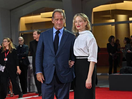 IPA88323095 - Venice, 83rd Venice International Film Festival 2026 - Night 8. Red Carpet for the film UN BON PETIT SOLDAT. Pictured: Alba Rohrwacher and Vincent Lindon  Copyright: xManuelexMangiarottix xPoolxPhotoxEventsx08x IPA88323095