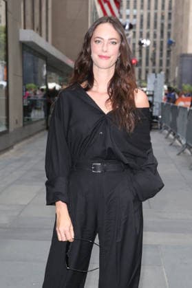 September 9, 2026: Kaya Scodelario arrives at the Today Show - ZUMAh16_ 20260909_zaf_h16_022 Copyright: xDanxHerrickx