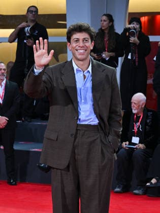 IPA88321335 - Venice, 83rd Venice International Film Festival 2026 - Night 8. Red Carpet for the film UN BON PETIT SOLDAT. Pictured: FRANCESCO CENTORAME  Copyright: xManuelexMangiarottix xPoolxPhotoxEventsx08x IPA88321335