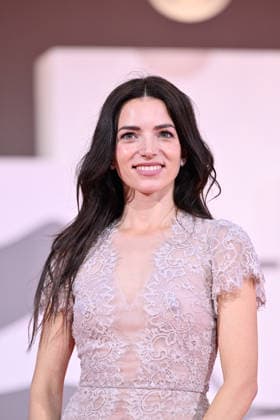 September 9, 2026, Venice, Rome, Italy: Aurora Ruffino on the red carpet for Un bon petit soldat, the 83rd Venice Film Festival. Venice, September 9, 2026 Venice Italy  - ZUMAa289 20260909_zia_a289_285 Copyright: xMariaxLauraxAntonellix xAgfx