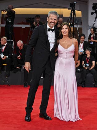 IPA88324247 - Venice, 83rd Venice International Film Festival 2026 - Night 8. Red Carpet for the film UN BON PETIT SOLDAT. Pictured: Andrea Berton with his wife Sandra Berton  Copyright: xManuelexMangiarottix xPoolxPhotoxEventsx08x IPA88324247