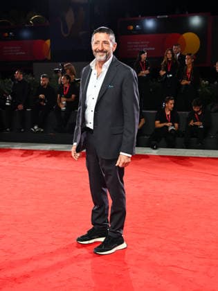 IPA88331063 - Venice, 83rd Venice International Film Festival 2026 - Night 8. Red Carpet for the film *IL FUOCO CHE TI PORTI DENTRO* In the photo: Guest  Copyright: xAlbertoxTerenghi PoolxPhotoxEvenx xPoolxPhotoxEventsx08x IPA88331063