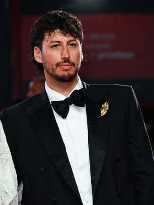 IPA88331260 - Venice, 83rd Venice International Film Festival 2026 - Night 8. Red Carpet for the film *IL FUOCO CHE TI PORTI DENTRO* In the photo: Guest  Copyright: xAlbertoxTerenghi PoolxPhotoxEvenx xPoolxPhotoxEventsx08x IPA88331260