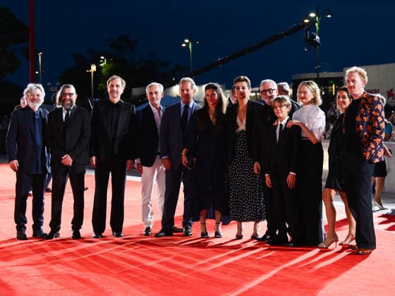IPA88331553 - Venice, 83rd Venice International Film Festival 2026 - Night 8. Red carpet for the film UN BON PETIT SOLDAT. Pictured: Olivier Gorce, Bertrand Blessing, David Talbot, Renaud Petitjean, Vincent Lindon, Coralie Amedeo, Sidonie Dumas, Stà phane Brizà , a guest, Alba Rohrwacher, Alexandra Clert, and Sharif Andoura Copyright: xAlbertoxTerenghi PoolxPhotoxEvenx xPoolxPhotoxEventsx08x IPA88331553