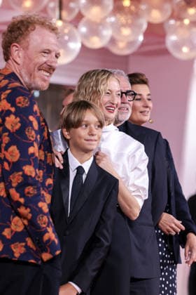 Un Bon Petit Soldat Screening - The 83rd Venice International Film Festival Sharif Andoura, Alba Rohrwacher, StÃ phane BrizÃ attend the Un Bon Petit Soldat Screening during the 83rd Venice International Film Festival at Sala Grande on September 09, 2026 in Venice, Italy.  Copyright: xKazukoxWakayamax