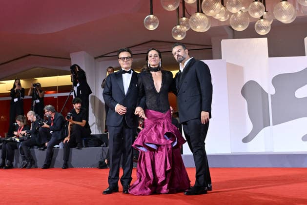 September 9, 2026, Venice, Rome, Italy: Edoardo De Angelis, Vanessa Scalera, and Lino Musella on the red carpet for The Fire That You Carry Inside, at the 83rd Venice Film Festival. Venice, September 9, 2026 Venice Italy  - ZUMAa289 20260909_zia_a289_556 Copyright: xMariaxLauraxAntonellix xAgfx