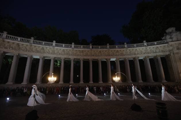 September 9, 2026: September 9, 2026 (Madrid) Parade on the occasion of the World Fashion Week in Madrid by the designer Silvia Fernandez in the vicinity of the Monument of Alfonso XII in the heart of the Retiro Garden of the capital of Spain. - ZUMAc161 20260909_zap_c161_013 Copyright: xLorenzoxCarnerox