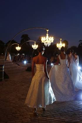 September 9, 2026: September 9, 2026 (Madrid) Parade on the occasion of the World Fashion Week in Madrid by the designer Silvia Fernandez in the vicinity of the Monument of Alfonso XII in the heart of the Retiro Garden of the capital of Spain. - ZUMAc161 20260909_zap_c161_020 Copyright: xLorenzoxCarnerox
