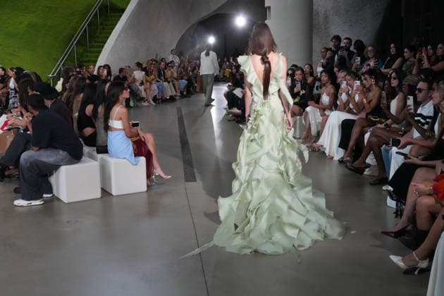 September 9, 2026, New York, Ny, USA: Cult Gaia Fashion Show,.The Gilder Center at the American Museum of Natural History, NYC.September 9, 2026. New York USA - ZUMAms4_ 20260909_faf_ms4_009 Copyright: xSoniaxMoskowitzxGordonx