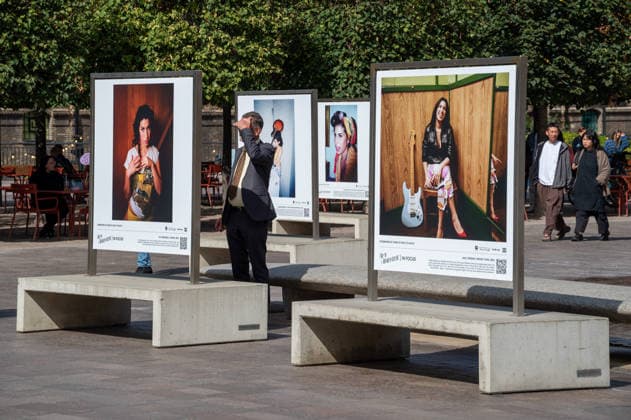September 9, 2026, London, United Kingdom: A visitor seen standing in front of one of the portraits of Amy Winehouse displayed as part of the ˜Amy Winehouse. Visitors view ˜Amy Winehouse: In Focus™, a free outdoor photography exhibition at Granary Square and King™s Boulevard in King™s Cross, London. The exhibition features defining and previously unseen photographs of the late singer, offering an intimate portrait of her life and career and marking 20 years since the release of her acclaimed album ˜Back to Black™. The exhibition runs from 1 September to 15 October 2026. London United Kingdom - ZUMAs197 20260909_aaa_s197_586 Copyright: xJamesxWilloughbyx
