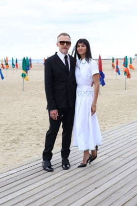 Simon Pegg, Sofia Boutella at the photocall for the film *Only What We Carry* during the 52nd edition of the Deauville American Film Festival on September 9, 2026. Denis Guignebourg, Bestimage. Photocall for the film *Only What We Carry* at the 52nd edition of the Deauville American Film Festival on September 9, 2026, Deauville, France  Copyright: xDenisxGuignebourgx xBestimagexDenisxGuignebourgx xBestimagex