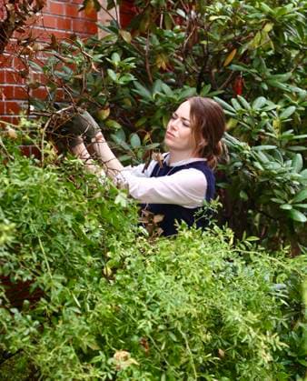 Emma Stone is seen on the set of The Catch Emma Stone is seen on the set of The Catch . 09 Sep 2026 Pictured: Emma Stone.  Copyright: xThexMegaxAgencyxSteveSands NewYorkNewswire MEGAx