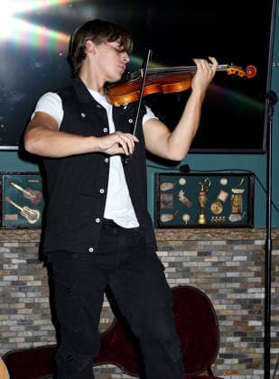 Songs From The Heart: An Evening With Gio & Braedyn In Pelham, NY Giovanni Mazza performing Songs From The Heart: An Evening With Gio & Braedyn at Rockwells in Pelham, NY on September 9, 2026. Pelham Rockwells NY USA Copyright: xStevenxBergman AFF-USA.COMx