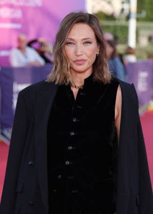 Laura Smet on the red carpet at the 52nd edition of the Deauville American Film Festival on September 9, 2026. Denis Guignebourg, Bestimage. Red carpet for the 52nd edition of the Deauville American Film Festival on September 9, 2026. Deauville, France  Copyright: xDenisxGuignebourgx xBestimagexDenisxGuignebourgx xBestimagex