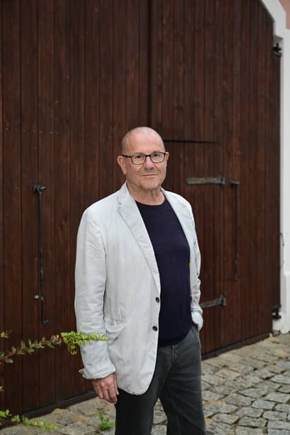 Stephan Krawczyk at the concert and reading Liberated Voices: GDR Destinies in Stories and Songs at the Sankt Wenzeslaus Abbey in Markersdorf, Jauernick Buschbach, September 9, 2026 Copyright: xMatthiasxWehnertx