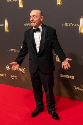 ABB TELEVISION AWARD: Bernhard Hoecker, actor, guest on the red carpet at the gala for the 2026 German Television Award ceremony at the Confex Center on September 9, 2026, in Cologne, North Rhine-Westphalia, Germany