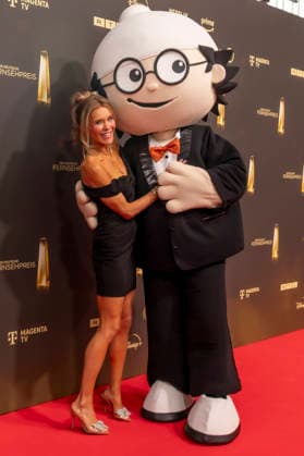 ABB TV AWARD Laura Karasek, host of Mainzelmaenchen, guest on the red carpet at the gala for the 2026 German TV Award ceremony at the Confex Center on September 9, 2026, in Cologne, North Rhine-Westphalia, Germany